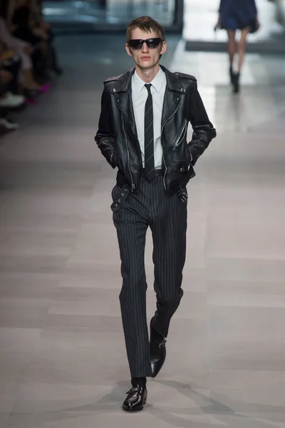 Look 52